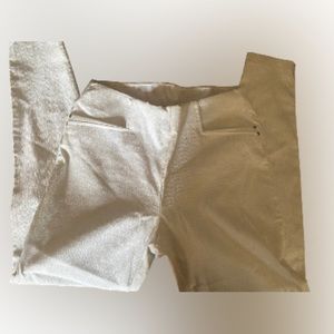 Woman’s CALVIN KLIEIN White stretch pants size M